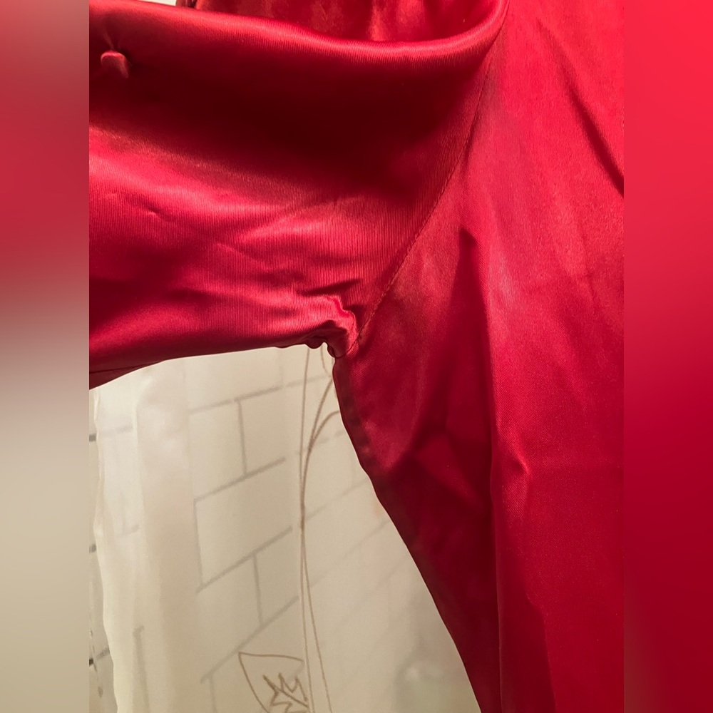 Vintage 1930s / 1940s red satin dress, medium - Picture 3 of 16